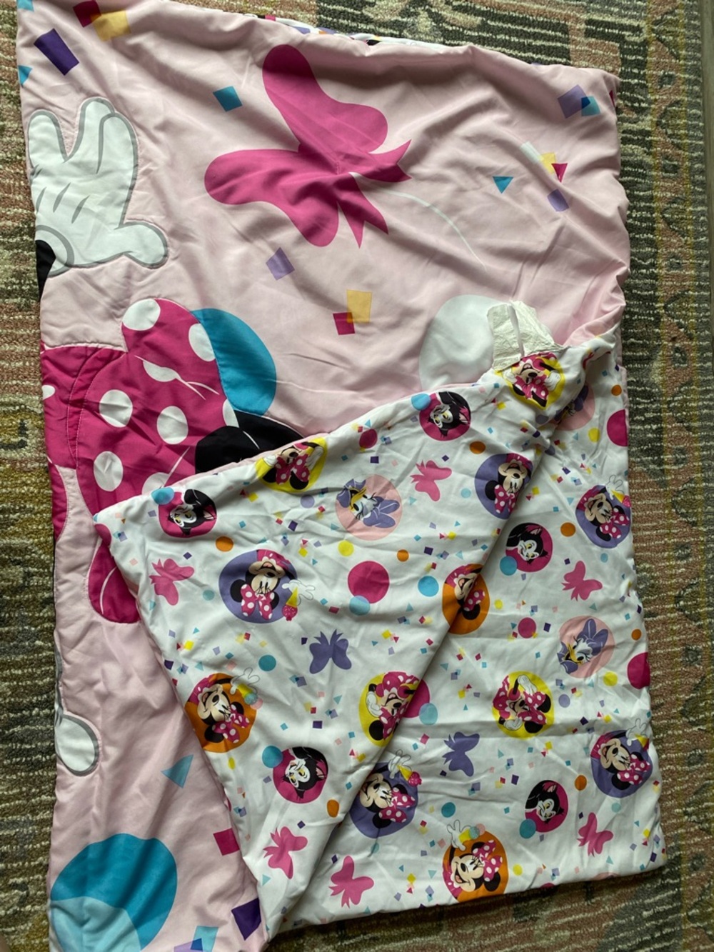 Disney Minnie Mouse Pink Polka Dot Reversible Comforter Toddler Size